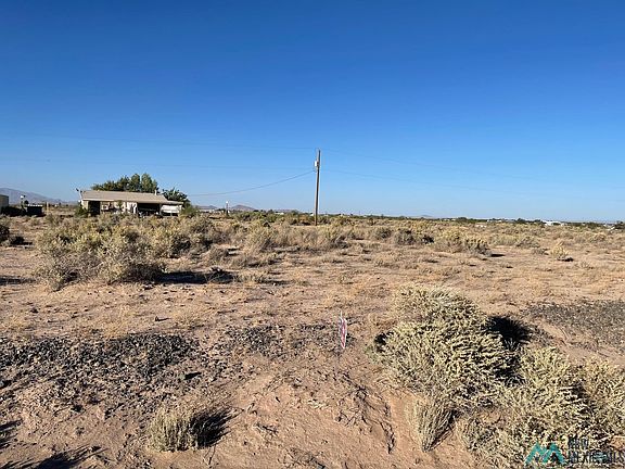 2nd image of Pajarito Rd SE
