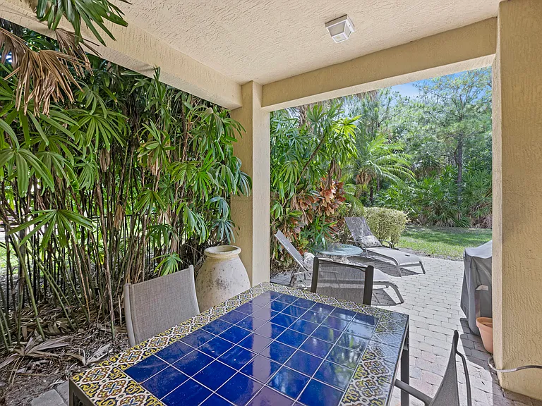 1043 Vintner Blvd — Photo 12