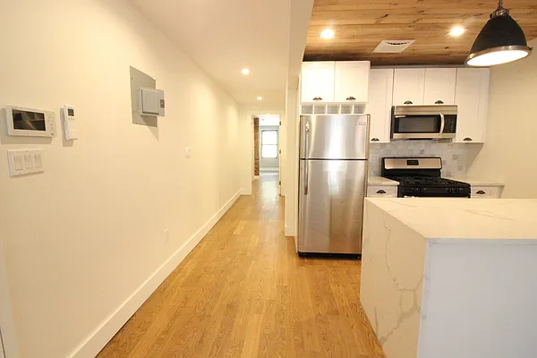 Rented by Bedford 6 Real Estate | media 13