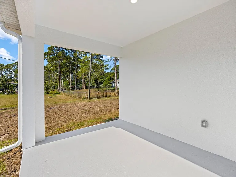 495 Harrison St SW — Photo 3