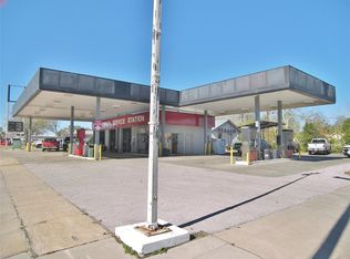 400 W Main St, Weimar, TX 78962