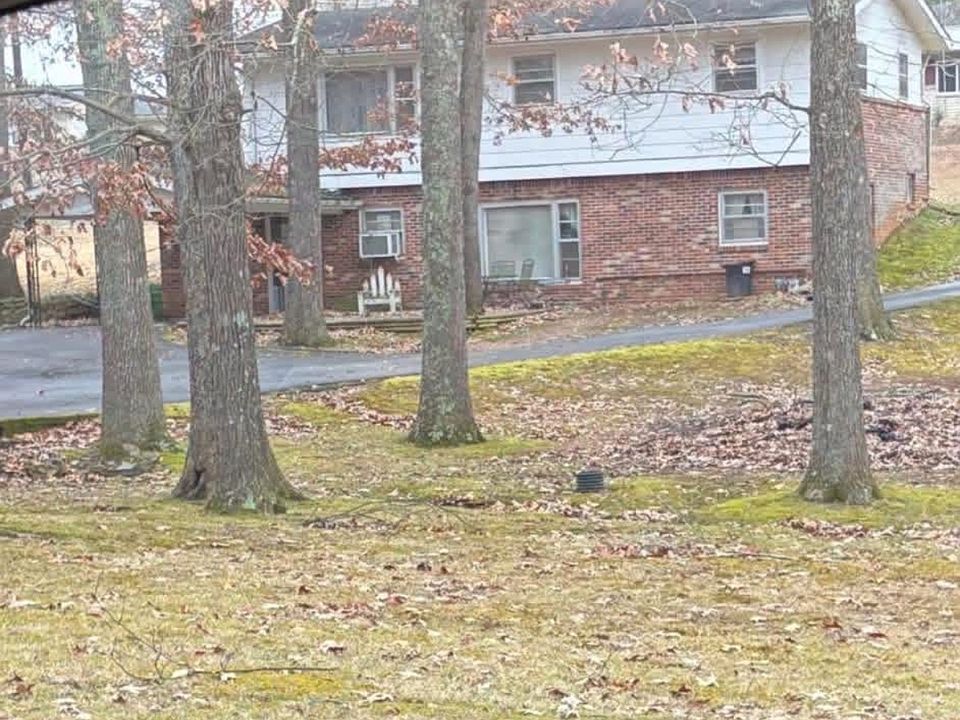 1st image of 198 Woodland Acres Rd