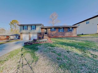 2396 Bailey Dr, Norcross, GA 30071