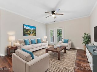 17136 Red Feather Dr, Charlotte, NC 28277