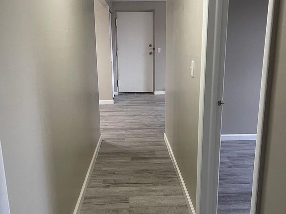 5th image of 1400 Herbert Dr #1B-1Ba