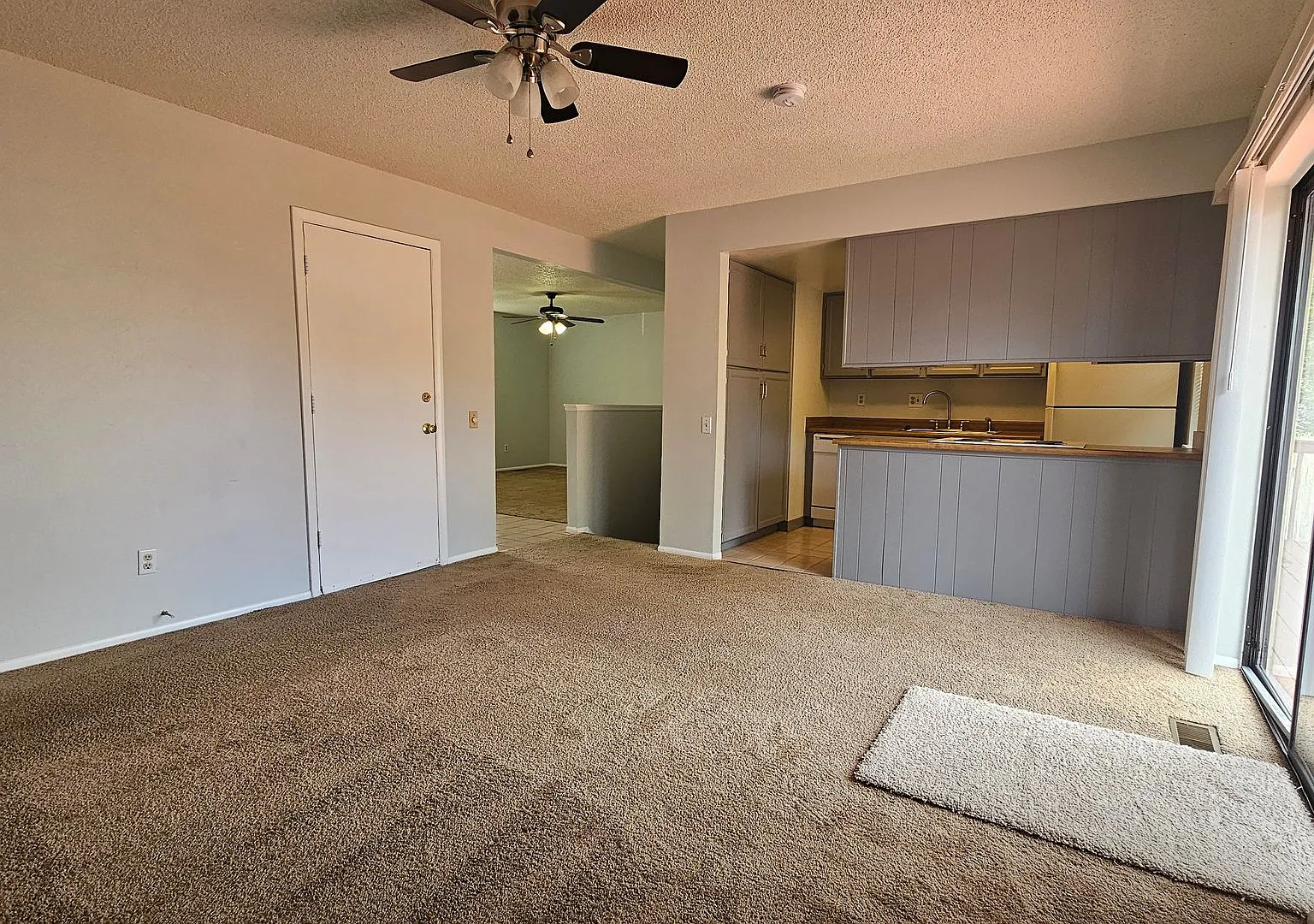 Spacious Arvada Home - Large Deck and Finished Basement — Photo 4