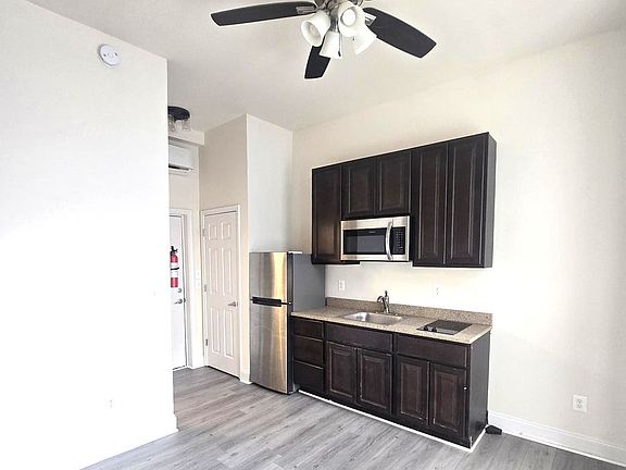 4th image of 2530 Maryland Ave APT 1F