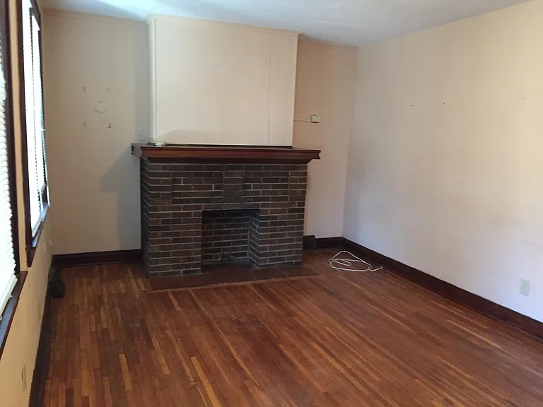 887 Oxley Rd — Photo 7