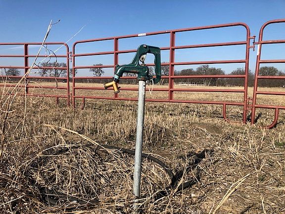 4th image of 9061 Crow Wright Rd