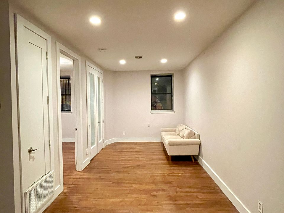 1st image of 54 Eldridge St APT 6A