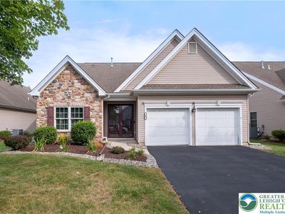 50 Edinburgh Dr, Easton, PA, 18045