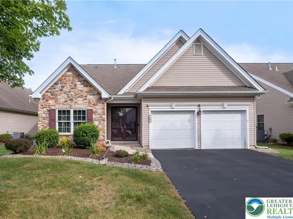 50 Edinburgh Dr, Easton, PA 18045