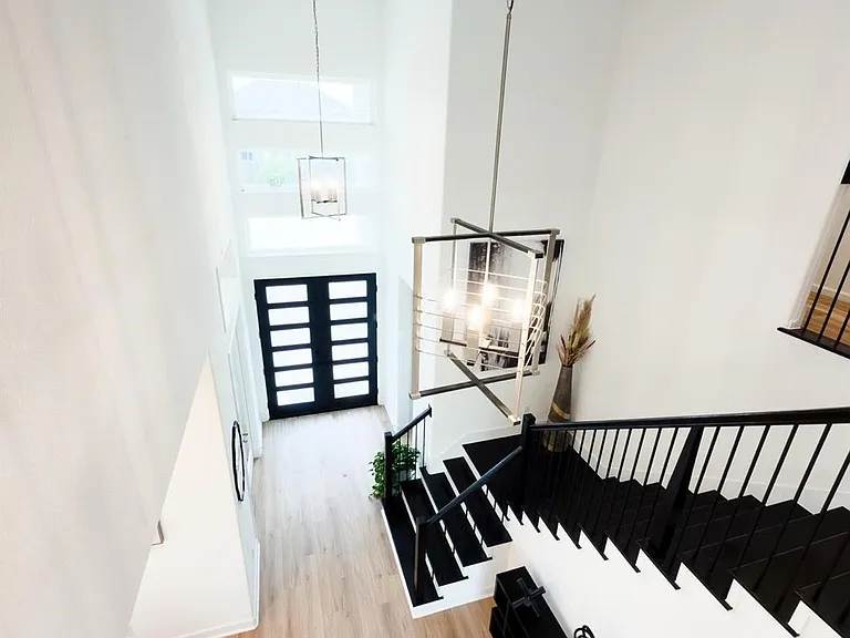 30311 Elm Ridge Ln — Photo 2