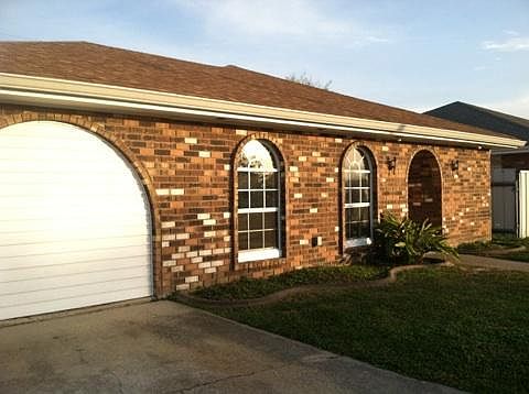1st image of 3513 Charles Dr