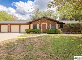 407 Berwick St, Victoria, TX 77904