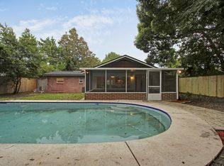 382 Woodside Dr, Orange Park, FL 32073