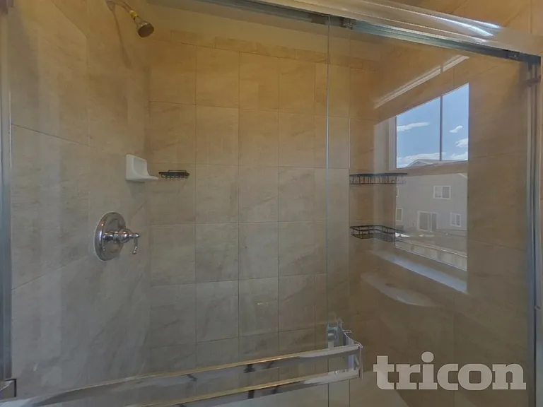 10865 Aliso Dr — Photo 16