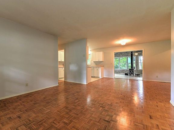 5th image of 4001 E Englewood Blvd