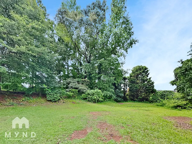 211 Nicki Ct — Photo 25
