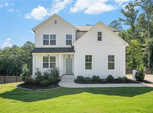 154 Creekstone Dr, Dallas, GA 30132