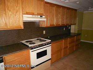 4th image of 106 1st St