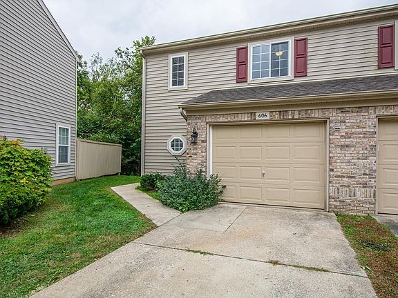 2nd image of 606 Bayberry Ct W