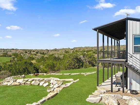 5th image of 582 Delaware Creek Rd