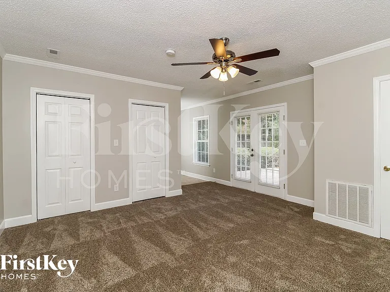 4305 Oak Glen Dr — Photo 6