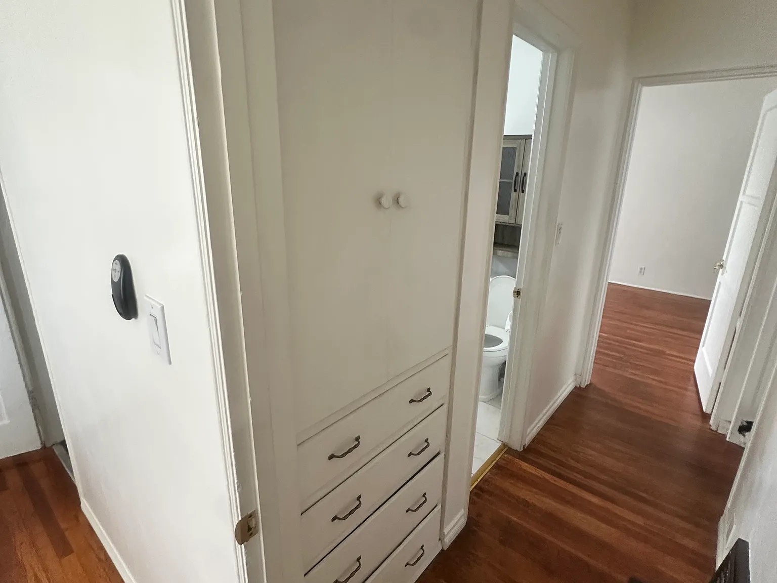 4 bed, $900 — Photo 4