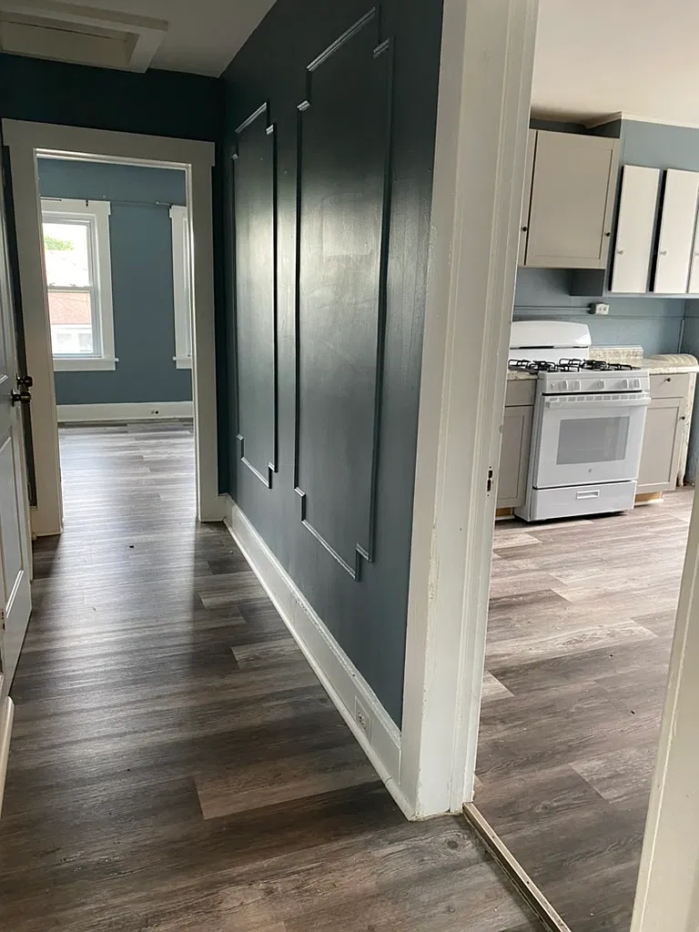 2 bed, 700 sqft, $1,600 — Photo 2