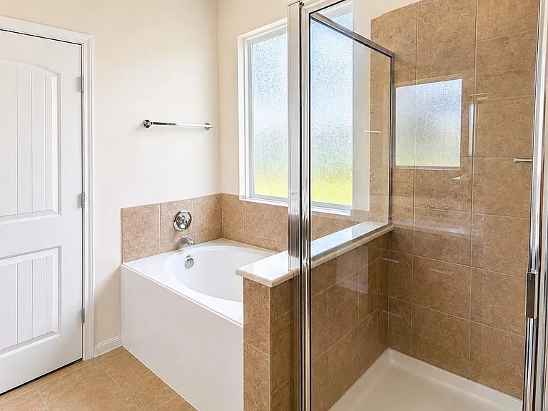24907 Diamond Ranch Dr — Photo 7