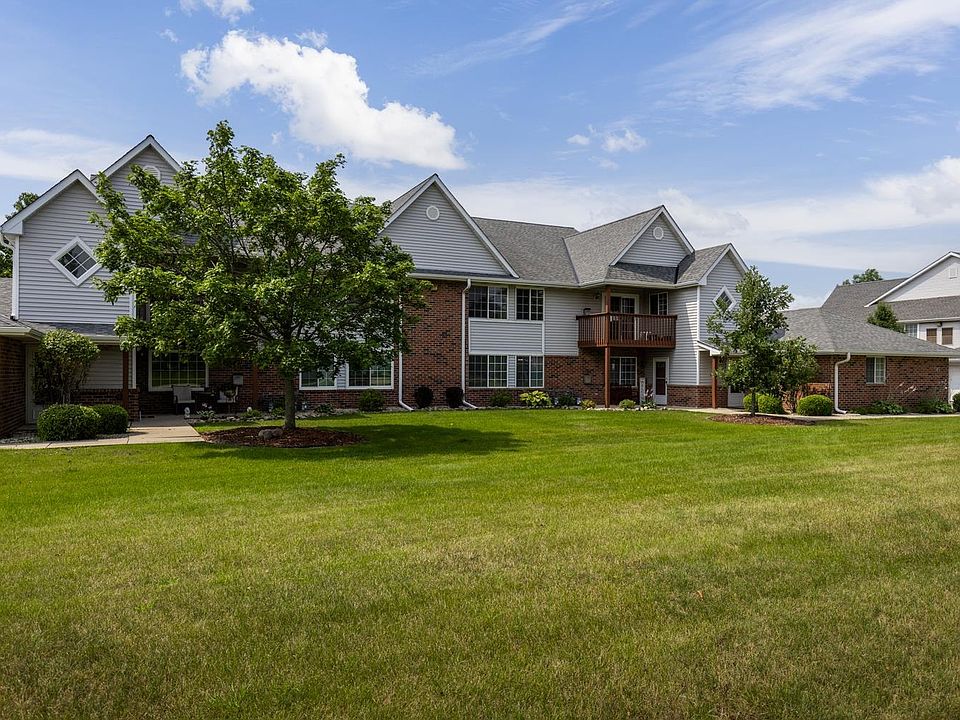 1st image of 181 W Aspen Ct Unit 4