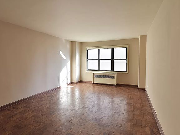 2nd image of 301 E 48th St APT 11A