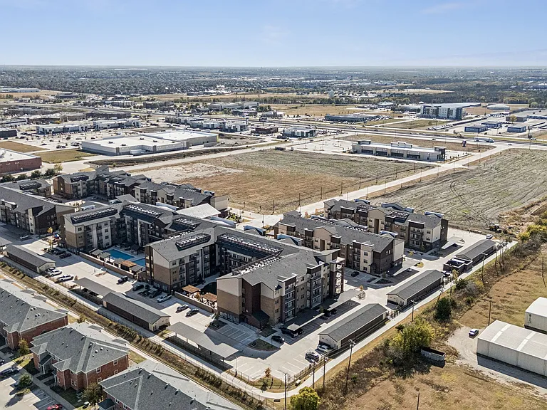 Wildwood Luxury Urban Homes — Photo 60