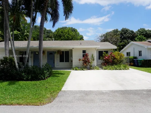 11043 SW 79th Ave, Miami, FL 33156