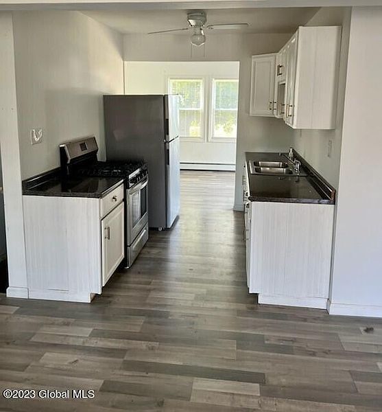 5th image of 3243 Harold Street