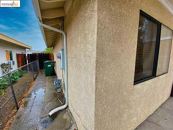 3rd image of 611 Michele Dr