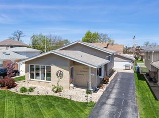 5328 W 137th Pl, Crestwood, IL 60445
