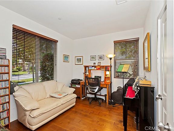 4th image of 3045 S Edenglen Ave
