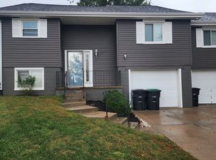 3511 S 135th Cir, Omaha, NE 68144