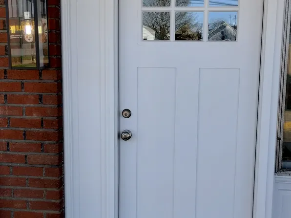 112 Lloyd Ave APT 1, Latrobe, PA 15650