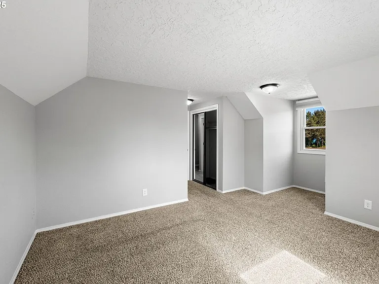 14103 SE McGillivray Blvd — Photo 25