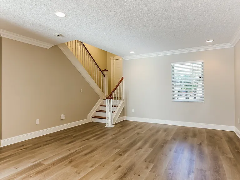 848 NW 98th Ave — Photo 5