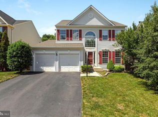 12148 Formby St, Bristow, VA 20136