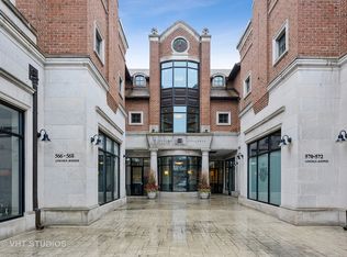 566 Lincoln Ave UNIT 2B, Winnetka, IL 60093