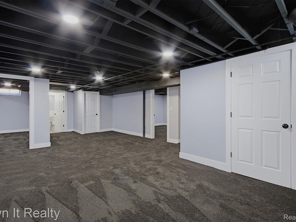 23700 Marlow St, photo 17
