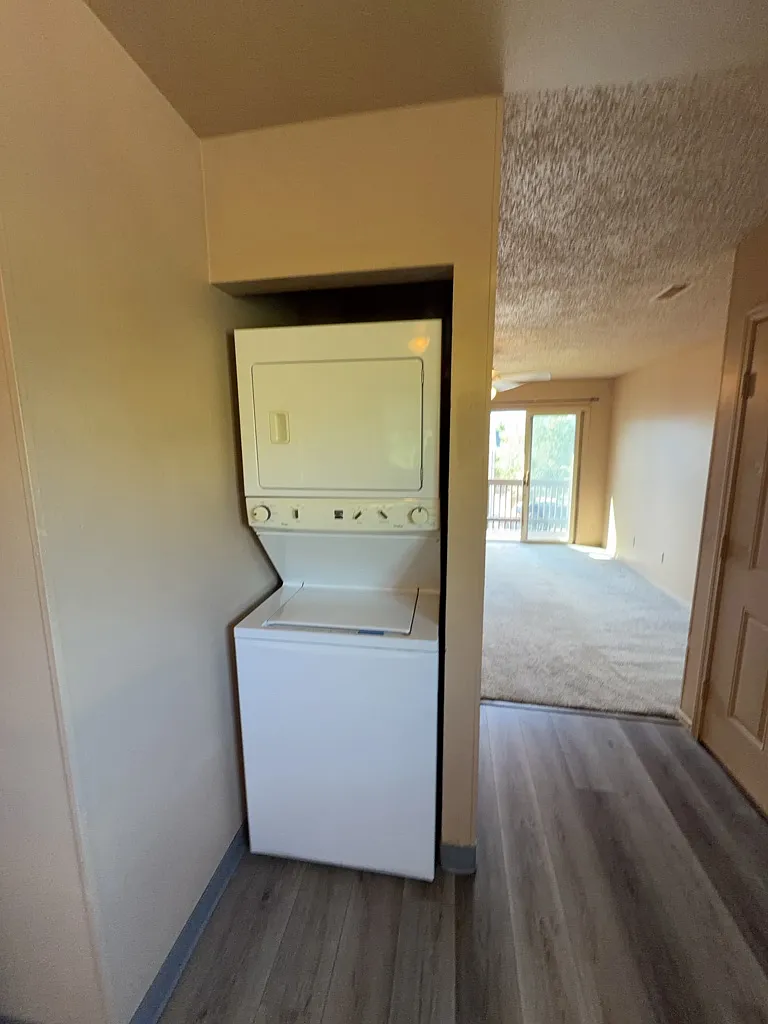 2 bed, 745 sqft, $1,095 — Photo 4