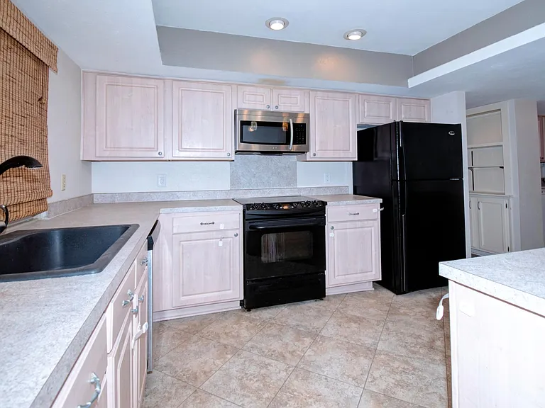 3201 Christie Cir — Photo 12
