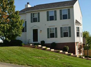 8801 Hilltop Rd, North Huntingdon, PA 15642