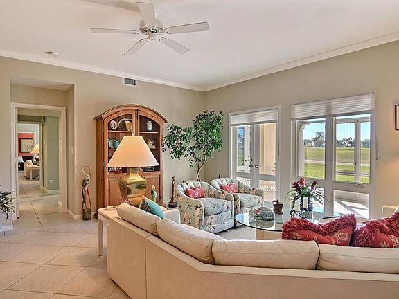 3rd image of 5025 Harmony Cir Unit 11